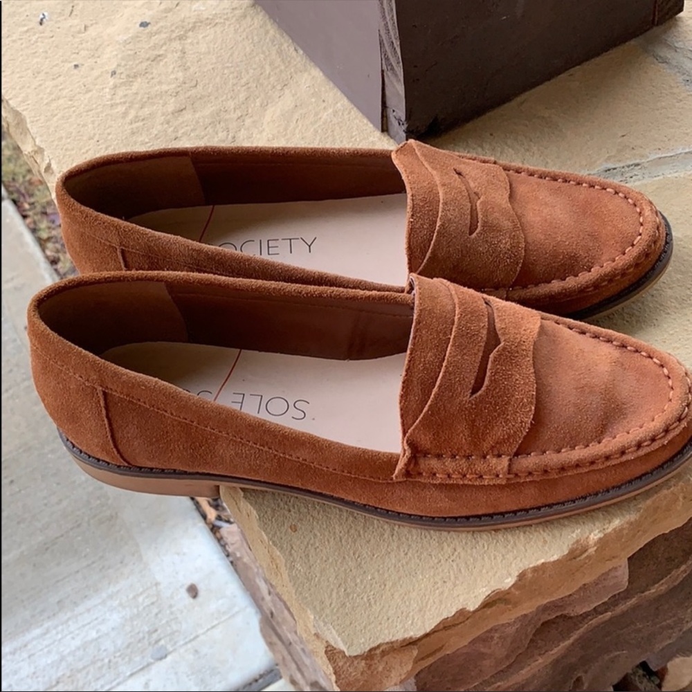 Sole society size 10 brown flats barely worn